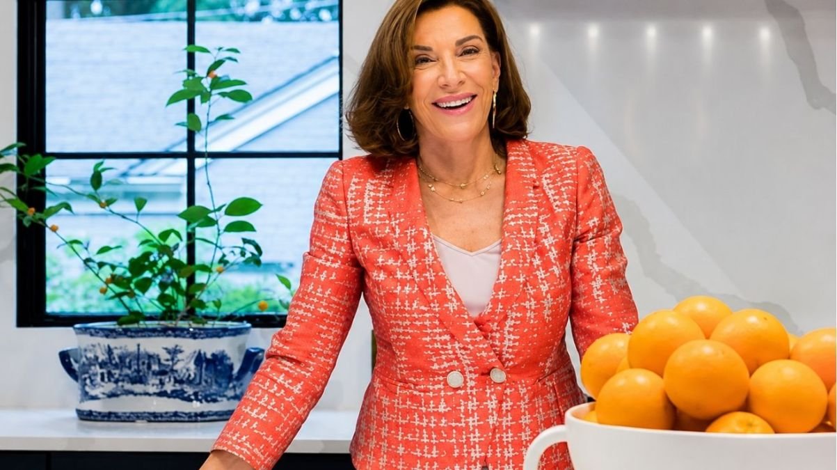 hilary farr hilary farr